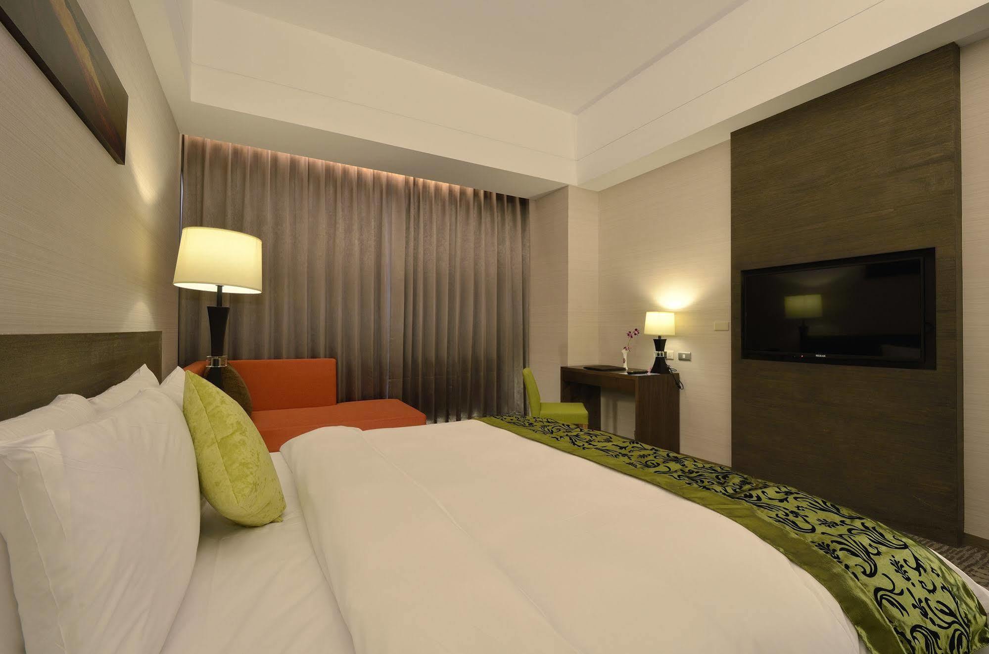 Hoya Hotel Taitung Ngoại thất bức ảnh